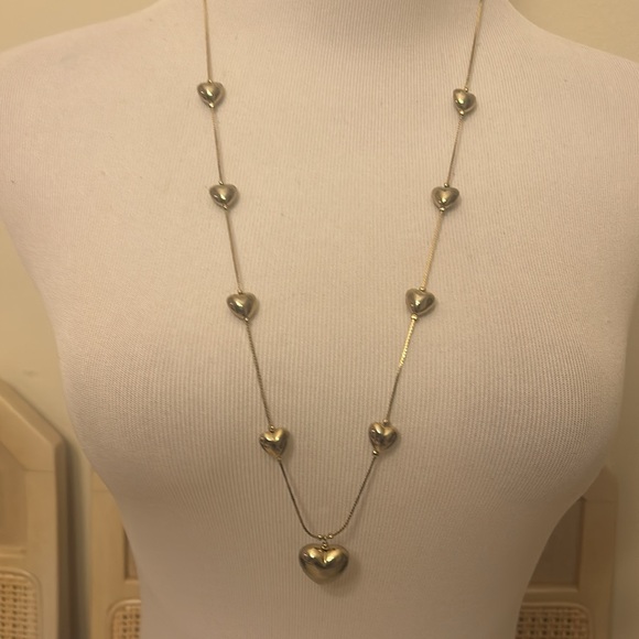 Vintage 3D Hearts Necklace - Picture 4 of 6